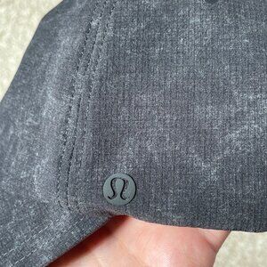 Lululemon lightweight unisex hat - NWOT